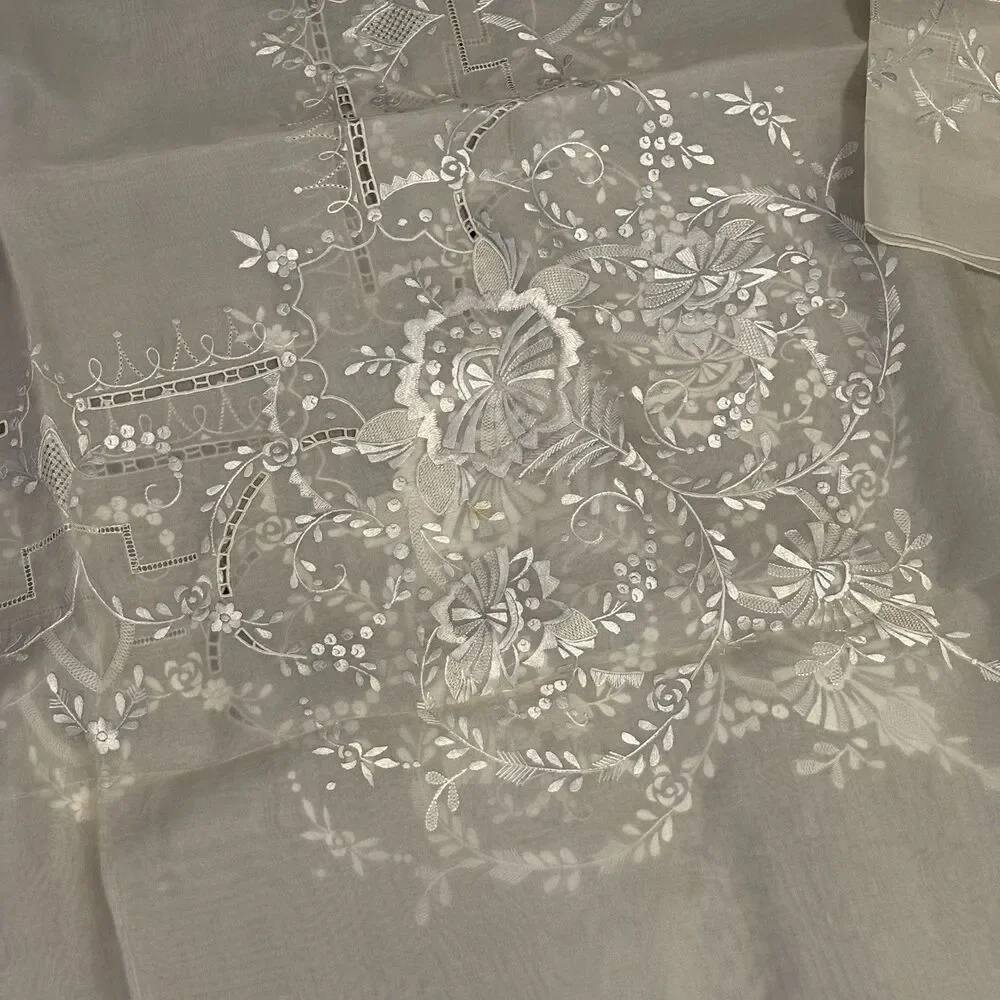 Fortunoff Embroidered Sheer Organza Tablecloth Ivory Granny Traditional 72x90